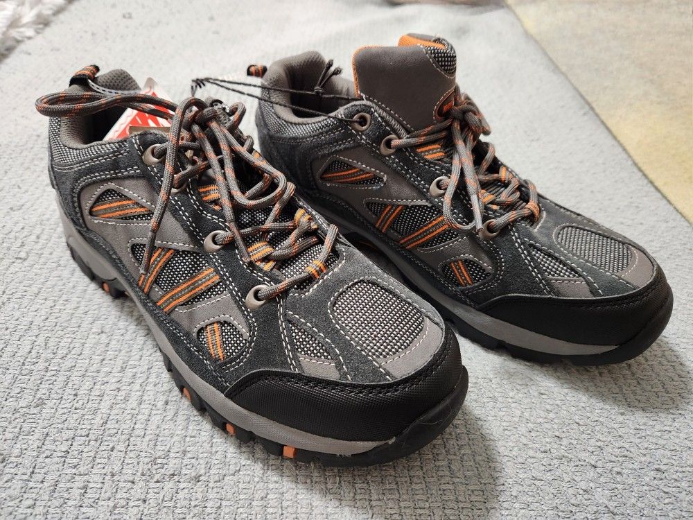 KHOMBU mens athletic trail hiking outdoor shoes in all dark gray color with orange accents throughout.
Size 10W. New, never worn. Without a box.