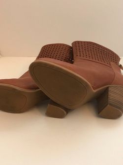 Nine West Boots size 7 1/2