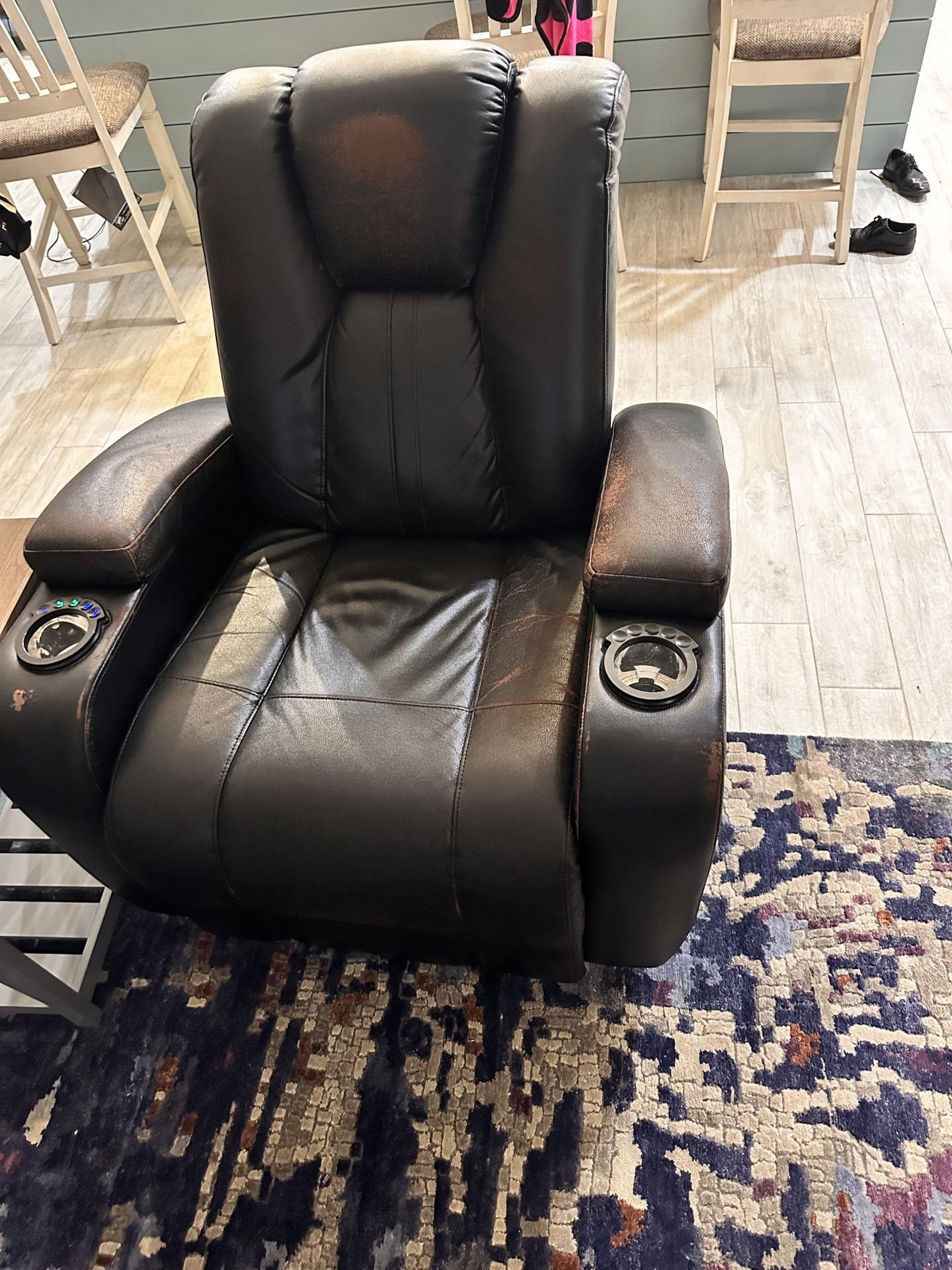 Black Used Recliner for Sale in Jupiter, FL OfferUp