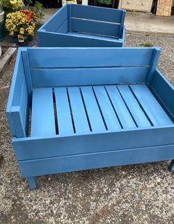 Custom Large Pet Bed    40 w x 27 d x 24 h