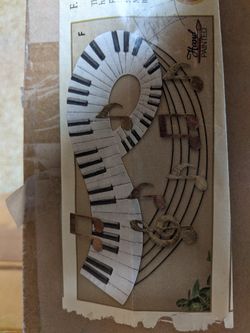 Metal Piano Musical Wall Hanging
