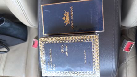 Smell good men and women