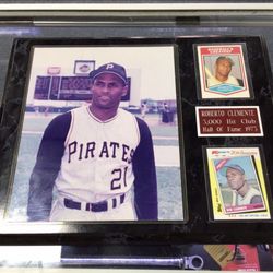 1973 Roberto Clemente Pirates Framed Photo Plaque w/Card 💵  💳  💵  Cash and Card Accepted