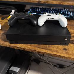 Xbox One X 