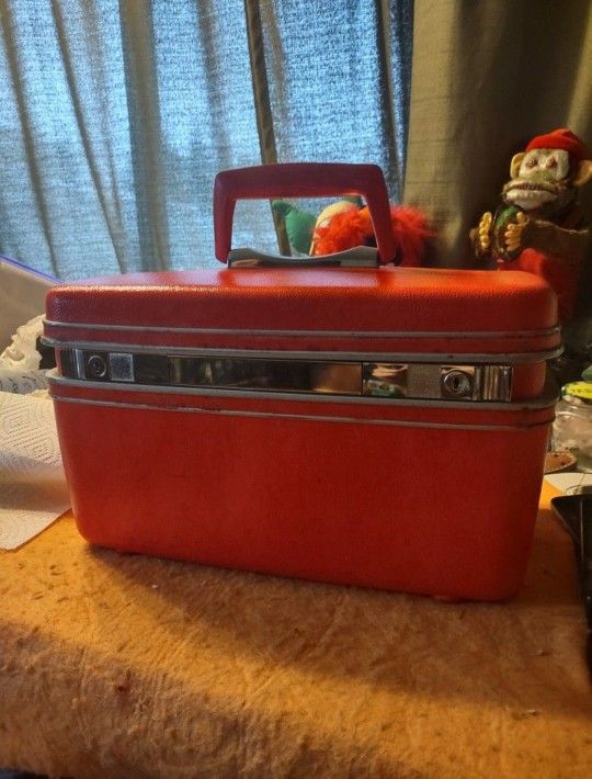 1962 Samsonite Hard Collectible Luggage