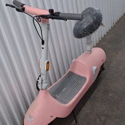 Rose Scooter With Seat