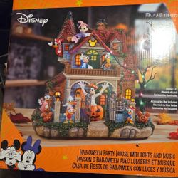 DISNEY'S HALLOWEEN HAUNTED HOUSE W.LED Lights
