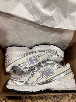 Lace Metallic and Grey New Balance Women’s 6.5