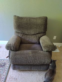 Lay-z-Boy Upholstered Recliner Chair Good Condition