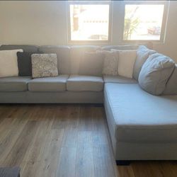 Comfy Sectional Couch 