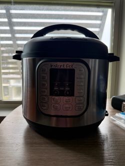 Instant pot BRAND NEW! Never used