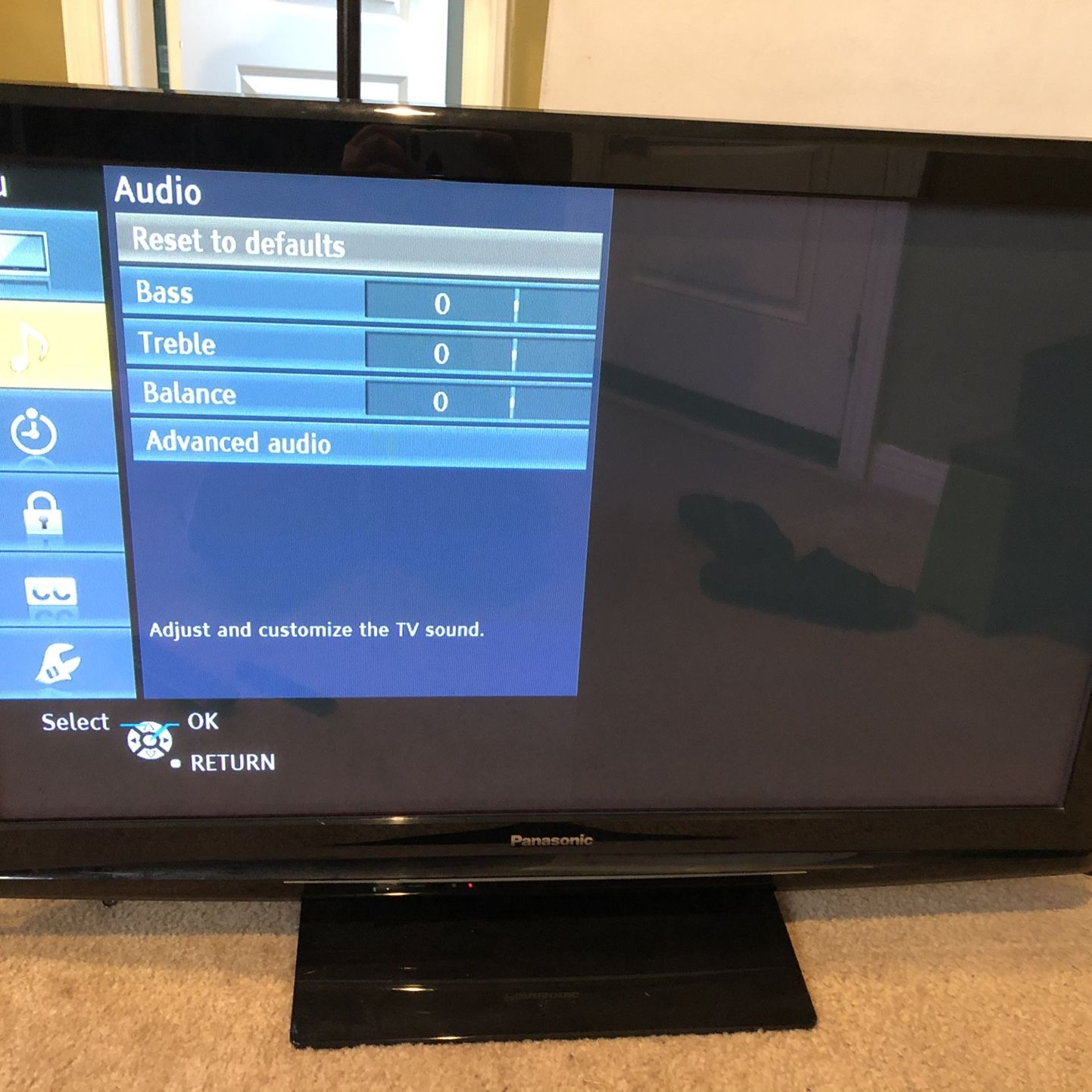 42” Panasonic Viera Plasma TV for Sale in Chino Hills, CA