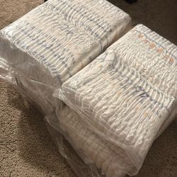 Huggies Size 1 Little snuggler Diapers