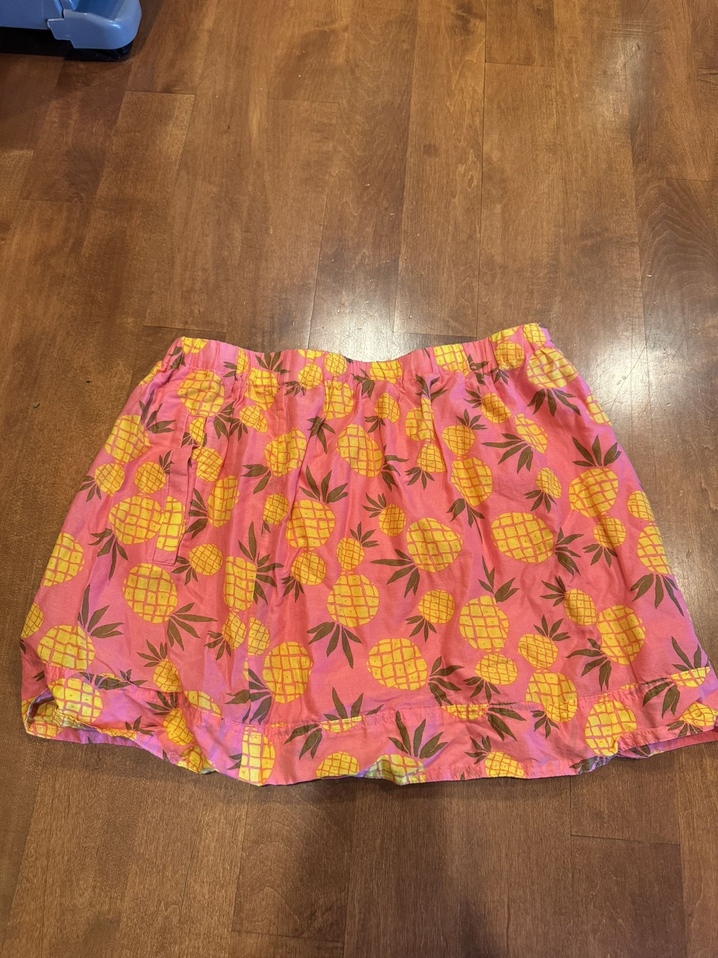 Women’s J.Crew, Cute Pineapple, Cotton Skirt Shipping Available