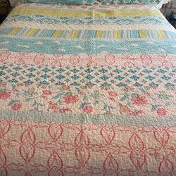 Full Size Bed Coverlet With 2 Standard Size Shams