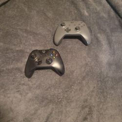 Xbox 1 Controllers