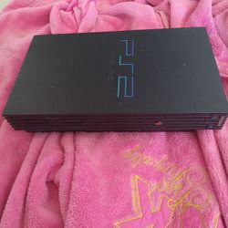 Fat working ps2 model original console $30 or first best offer to pickup 