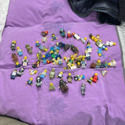 Random Lego Mini Figure Assortment
