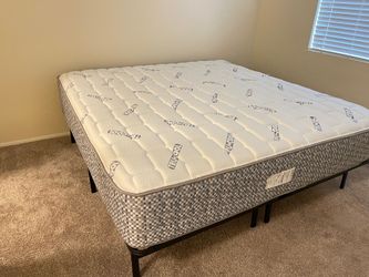 Clearance on New Mattresses! 🤩
