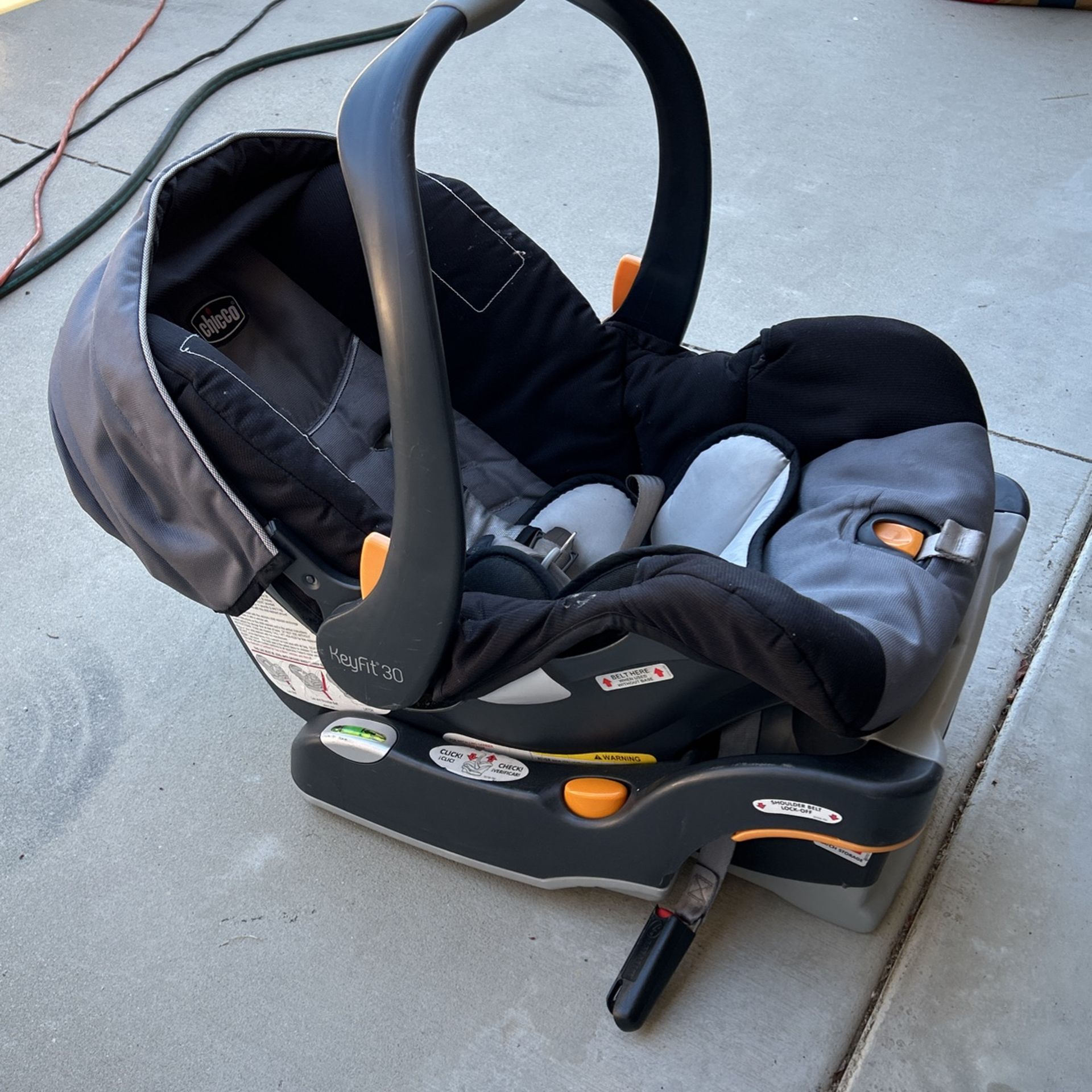 Chicco Keyfit 30 Car seat