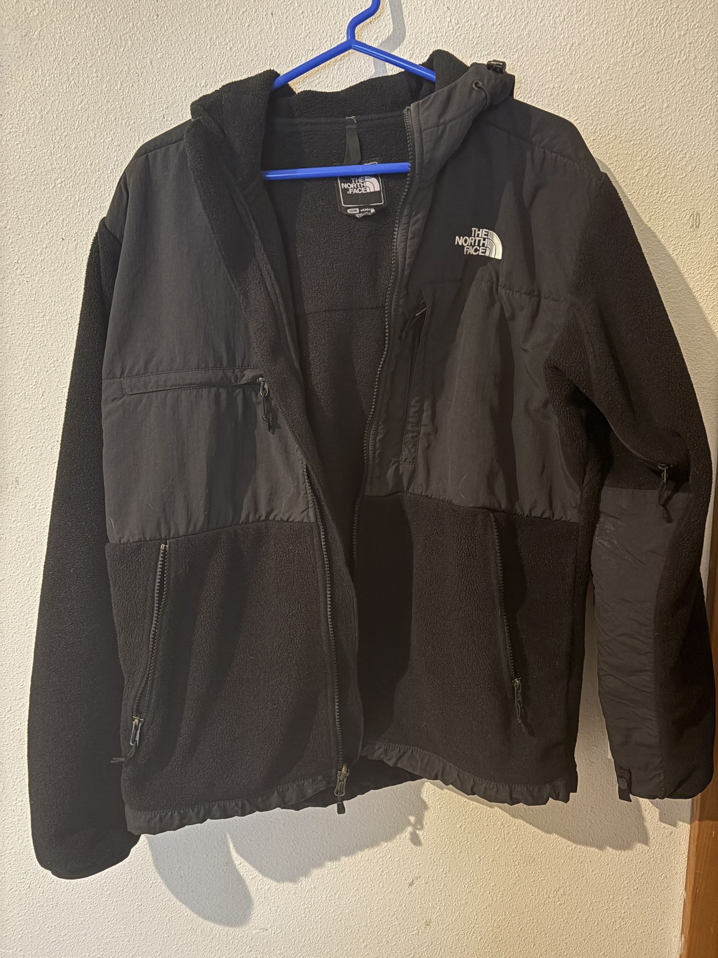 Men’s North Face Hooded Jacket
