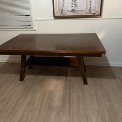 Free Table And Chairs 