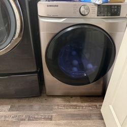 Used Samsung 7.5 Cu. Ft. Electric Dryer 
