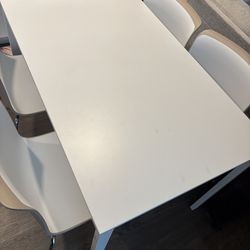 IKEA VIHALS Extendable Dining Table and Chairs