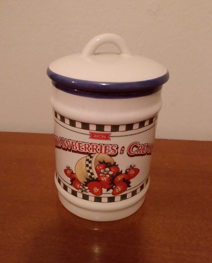 AVON 2008 STRAWBERRIES & CREAM CERAMIC CANDLE JAR HOLDER W/LID