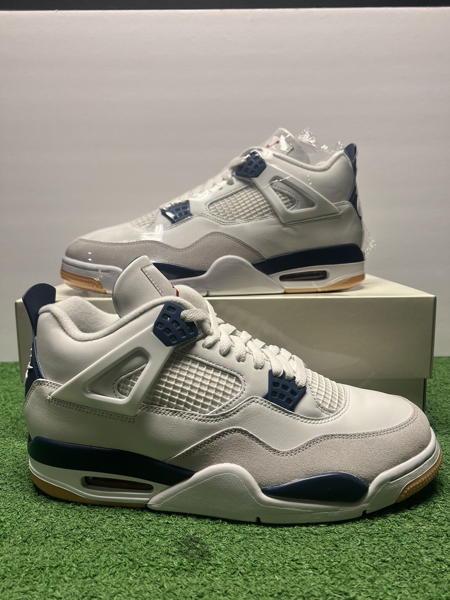 Air Jordan 4 SB Size 12 Brand New