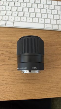 Sigma Zoom Lens