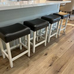 4 Bar Stool Chairs 