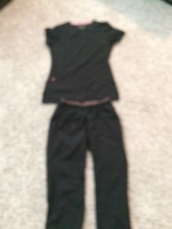 Women's scrubs