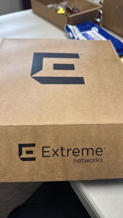 Extreme Networks Device in Box