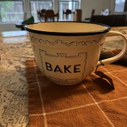 Ceramic baking bowl