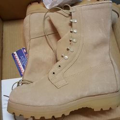 Combat boots size 9