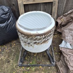 Fire Pit ( Delivery Available ) 