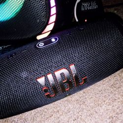 JBL Charge 5 