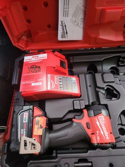 Milwaukee m18 fuel Impact Driver Kit