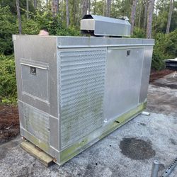 Large 85kw Generator In All Aluminum Box 