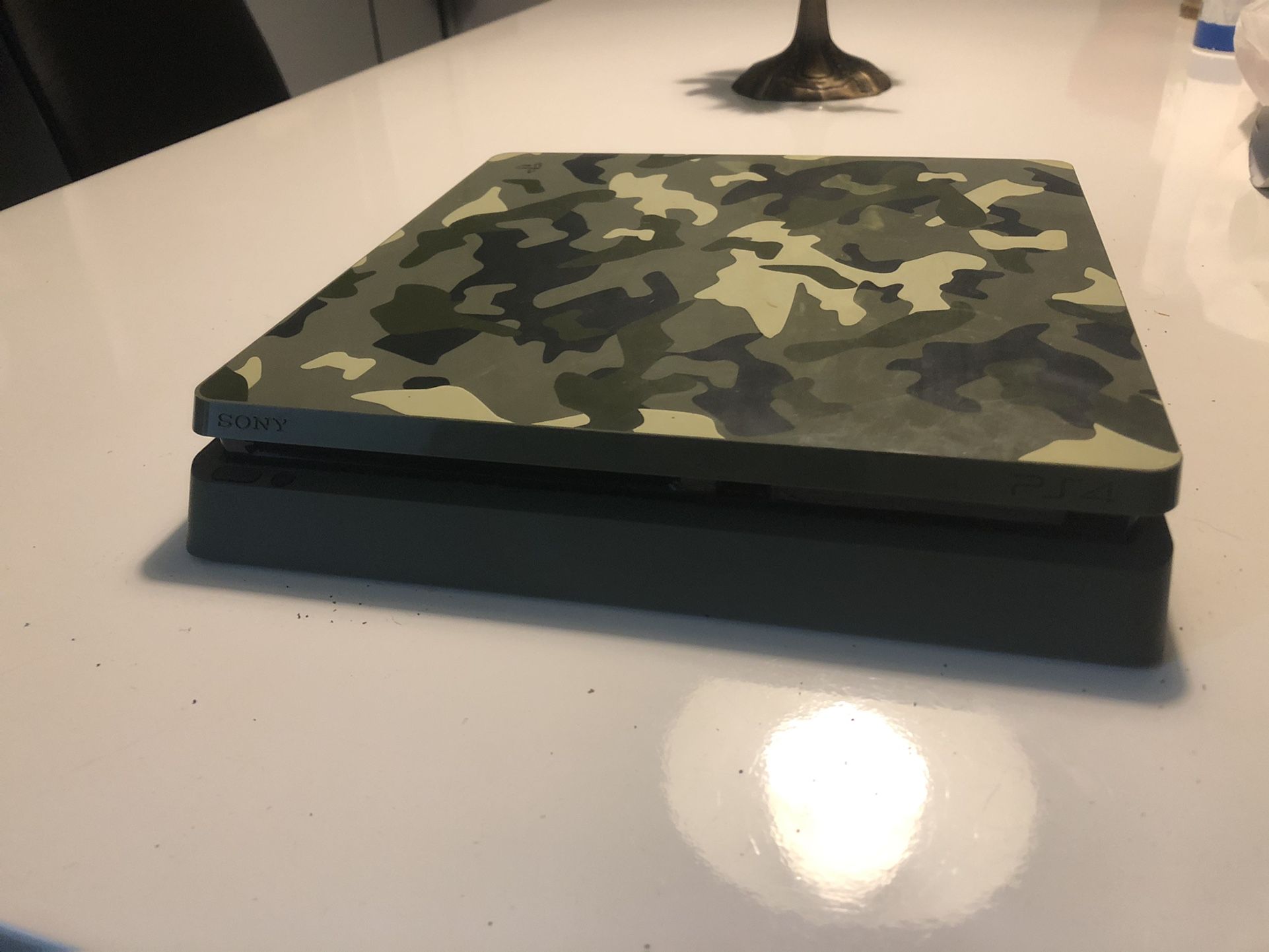 PS4 Camo Style + Kingdom Hearts Game CD-ROM + All Cables (hdmi, A/c Power). No  Remote 