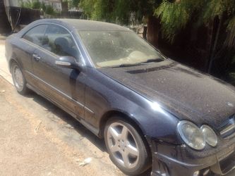 2009 clk350 2door coup dark blue