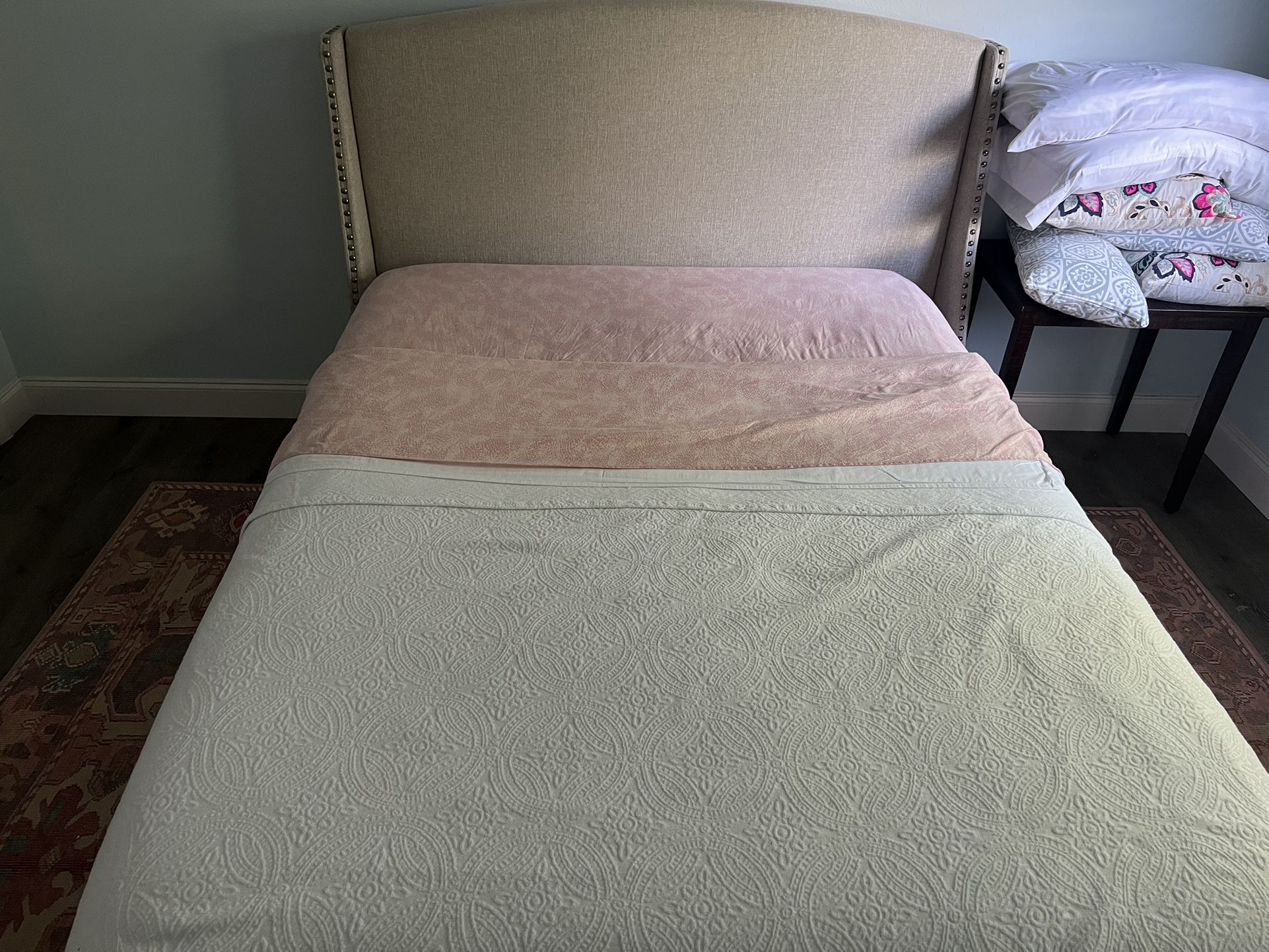 Full Size Bed