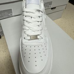 Nike Air Force Low 07 Check Sizes Below