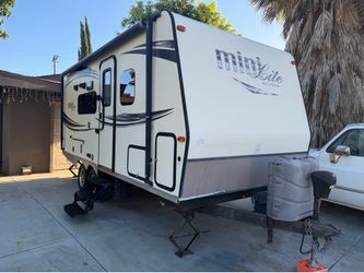 2016 Rockwood Mini lite
