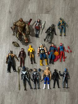 30$ ACTION FIGURE LOT FOR SALE ASAP
