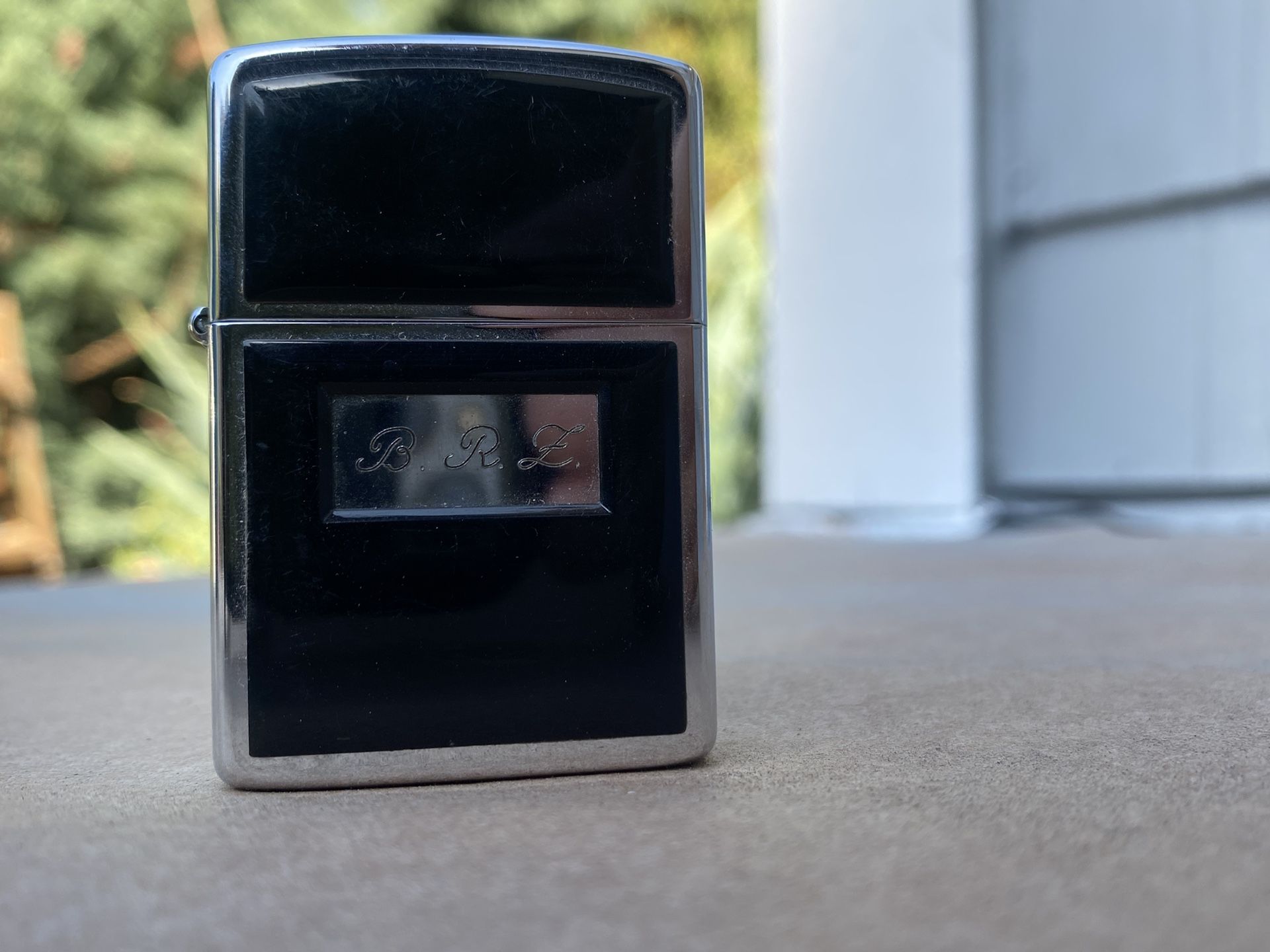 Zippos Lighter And Case