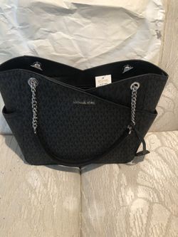 Michael Kors Jet Set Handbag 💕💕💕💕.