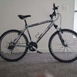 Trek 3series 3500 26in