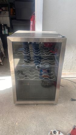 Mini fridge